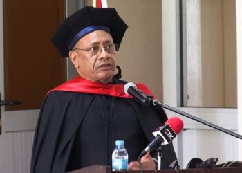 “O conhecimento produzido pelas universidades tem sido ignorado no país (…)”, afirma Lourenço do Rosário