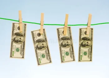 Moçambique seguro de que vai escapar a sanções ao sistema de pagamentos