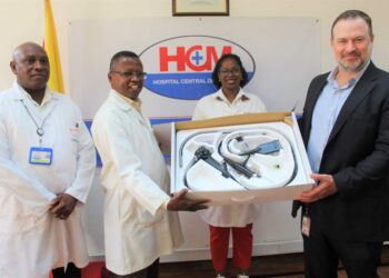 ExxonMobil Moçambique “entrega dois endoscópicos para o serviço de Gastroenterologia do HCM”