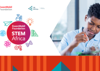 Estudantes moçambicanos contemplados na iniciativa continental de formação em CTEM lançada pela ExxonMobil e JA África
