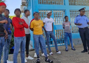 Governo sul-africano resgata oito menores moçambicanos de fábrica chinesa em Joanesburgo