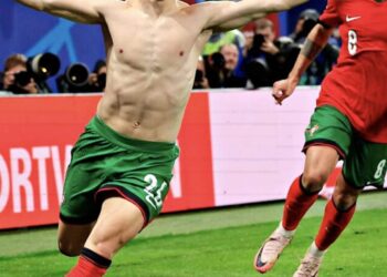 Portugal vence República Checa num jogo em que o golo da vitória saiu do banco de suplentes