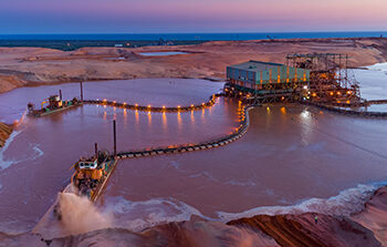 Trabalhador da Kenmare morre durante as operações numa mina em Moma