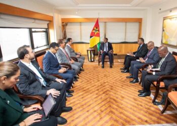 Presidente Nyusi analisa com o vice da ExxonMobil e o líder da DP World os planos e expectativas em torno dos novos projectos em Moçambique