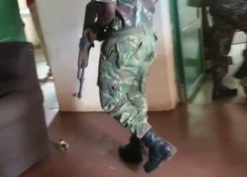 Militares lançam operação relâmpago para recapturar fugitivos da Cadeia de Máxima da BO