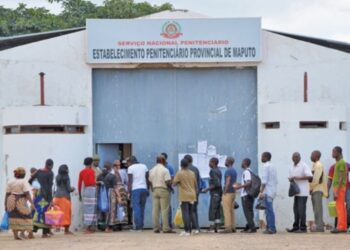 Escândalo governamental durante as “Manifs” em Moçambique: “Afinal quem soltou e onde estão os restantes 1384 reclusos fugitivos?
