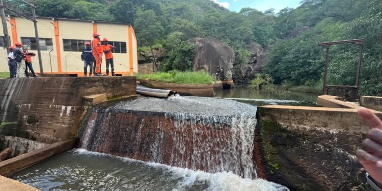 Assinado o contrato de subvenção para o financiamento da reabilitação das centrais hidroeléctricas de Cuamba e Lichinga