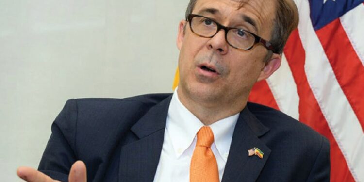 Embaixador dos EUA em Moçambique escreve para administração Trump pedindo para manter os programas que estão sendo implementados no País pela USAID