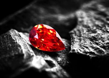 Mineiro ilegal invade e morre em busca de rubis em Montepuez