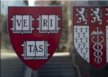 Juíza suspende proibição de entrada nos EUA de alunos estrangeiros de Harvard