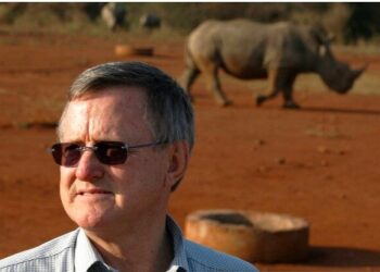 Detido ‘Barão do rinoceronte’ da África do Sul que é acusado de deixar de ser criador para se tornar contrabandista