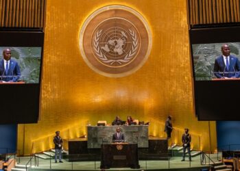 Presidente Chapo apela à unidade global e defende reforma da ONU em estreia no palco mundial