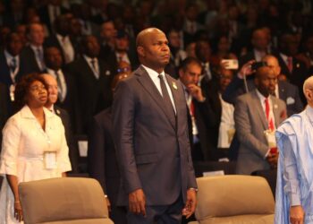 Daniel Chapo defende melhorias na ligação aérea entre países africanos