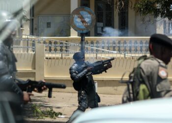 Governo e parceiros analisam impacto humanitário do uso de armas explosivas em zonas habitadas