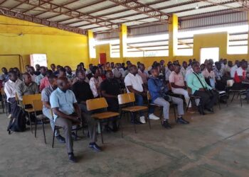 Professores do distrito de Milange anunciam greve geral por falta de pagamento de horas extras