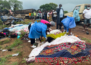 Familiares das vítimas do acidente de Maluana acusam Tribunal e EMOSE de bloquearem indemnização de 33 milhões de Meticais