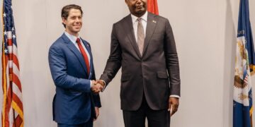 Daniel Chapo reforça parceria com DFC que tem financiamentos para a área de seguros para os projectos de LNG no Rovuma, cerca de 1,5 biliões de USD