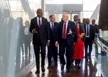 Governo e ExxonMobil afinam termos de parceria no projecto Rovuma LNG