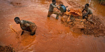 O ouro de Manica alimentava predadores que agudizaram a desigualdade social e poluíram rios prejudicando a população