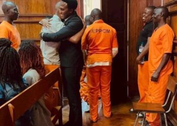 Detenção ilegal e tortura do escritor Alex Barga: “A impunidade não pode continuar a ser o reflexo da força sobre o cidadão”, defende a Associação Mentes Resilientes