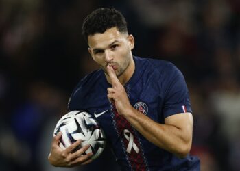 Destaques das rivalidades, clássicos e drama nas principais ligas de futebol europeu