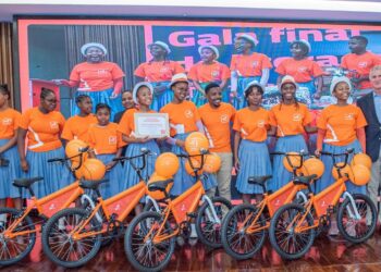 Grande Final de Literacia Financeira marca o Dia da Poupança no BCI