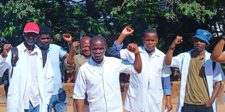 Professores dão ultimato de 15 dias ao Governo e alertam para possível paralisação nacional