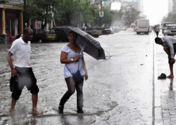 INAM emite aviso de chuvas fortes e trovoadas para várias províncias do país