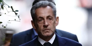 Sarkozy definitivamente condenado a um ano de prisão e seis meses de pena suspensa