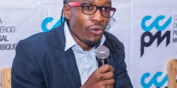 Maputo faz anos, mas o povo continua a envelhecer na miséria