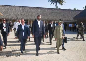 Presidente Chapo lança ambição de transformar o país num dos 10 melhores destinos turísticos do mundo