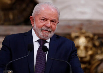 “Quero que as nossas instituições de ensino superior ensinem aos africanos a agricultura como forma de honrar e pagar pelos cerca de 350 anos de colonização”, diz Lula da Silva