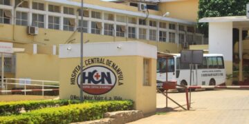 Médicos do HCN anunciam a suspensão de trabalho extraordinário em protesto contra falta de pagamento