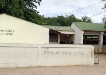 Millennium bim reafirma compromisso com a educação e contribui para a construção de três novas salas de aula na Escola Primária Matola-Sede