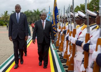 Isenção de vistos para empresários e turistas de 29 países e simplificação de processos administrativos analisadas na Cimeira bilateral – Moçambique e África do Sul