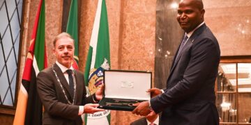 Porto e Moçambique abrem novo ciclo de relações bilaterais com entrega de chaves da cidade ao Presidente Chapo