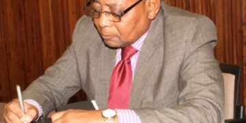 Juvenal Bucuane lança “Há sempre um rabo de fora e outras histórias” em Maputo