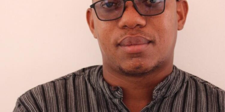 Amosse Mucavele leva Moçambique à maior edição do mercado das indústrias criativas do Brasil