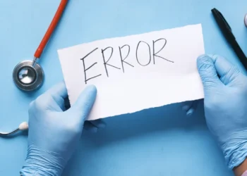 Estudante de saúde erra procedimentos de tratamento e menor de seis anos perde à vida em Manica