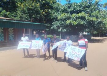 Marcha em repúdio ao atentado contra o Jornalista Carlitos Cadangue: Escribas dizem que foi um acto bárbaro, cobarde e inaceitável