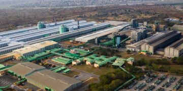 Mozal: “Passará para o regime de manutenção e conservação em Março de 2026 devido à impossibilidade de garantir um fornecimento de energia eléctrica suficiente e acessível”, afirmou Graham Kerr, Director-executivo da South32