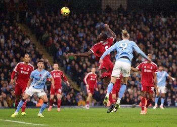 Disputa pelo título ou guerra territorial? Maputo, Abuja e Joanesburgo – cidades que se unem rumo ao duelo entre Liverpool e Manchester City